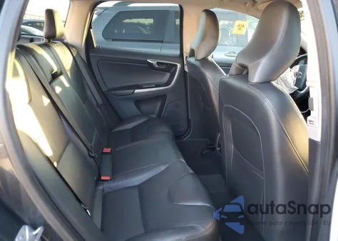 2016 Volvo Xc60 T5 Premier z USA, uszkodzony, nr VIN YV4612RK3G2822780